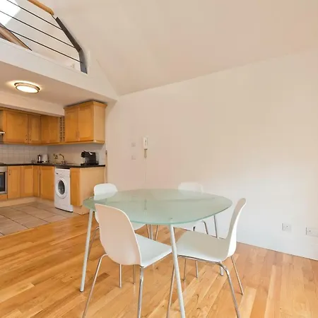 The Francis Street Loft - Hiphipstay Apartment Dublin