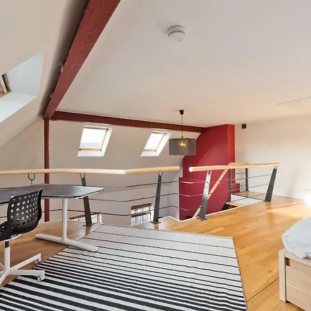 The Francis Street Loft - Hiphipstay * Dublin